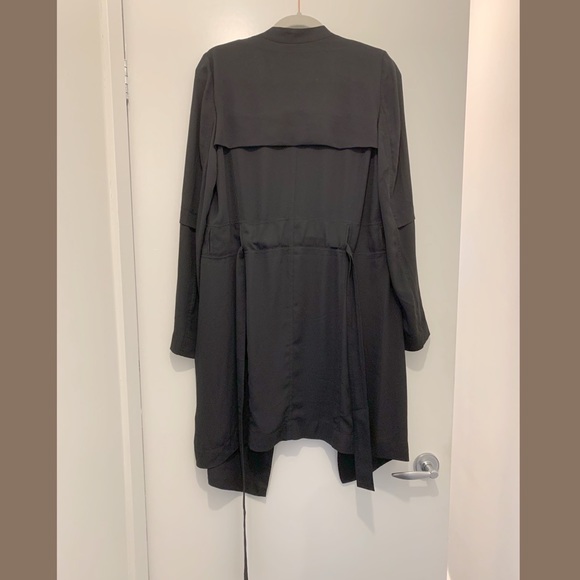 Aritzia Babaton Black Robe Jacket- size small - Picture 5 of 9
